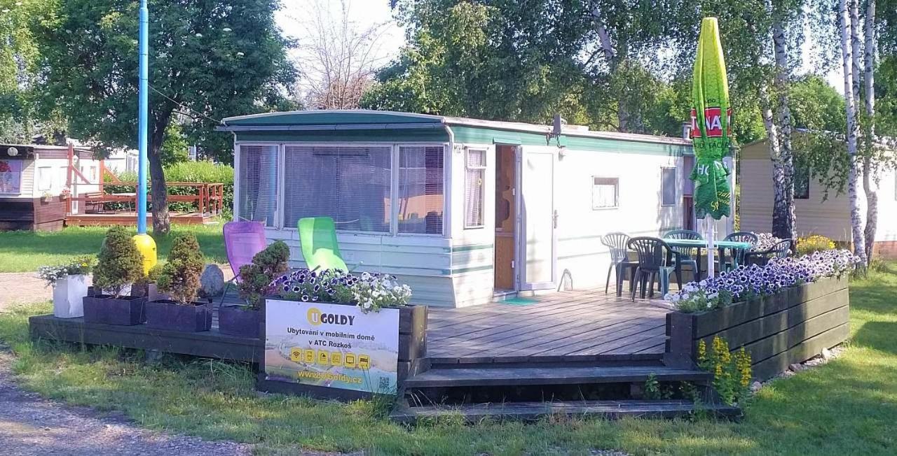 Mobilni Dum U Goldy Hotel Ceska Skalice Phòng bức ảnh